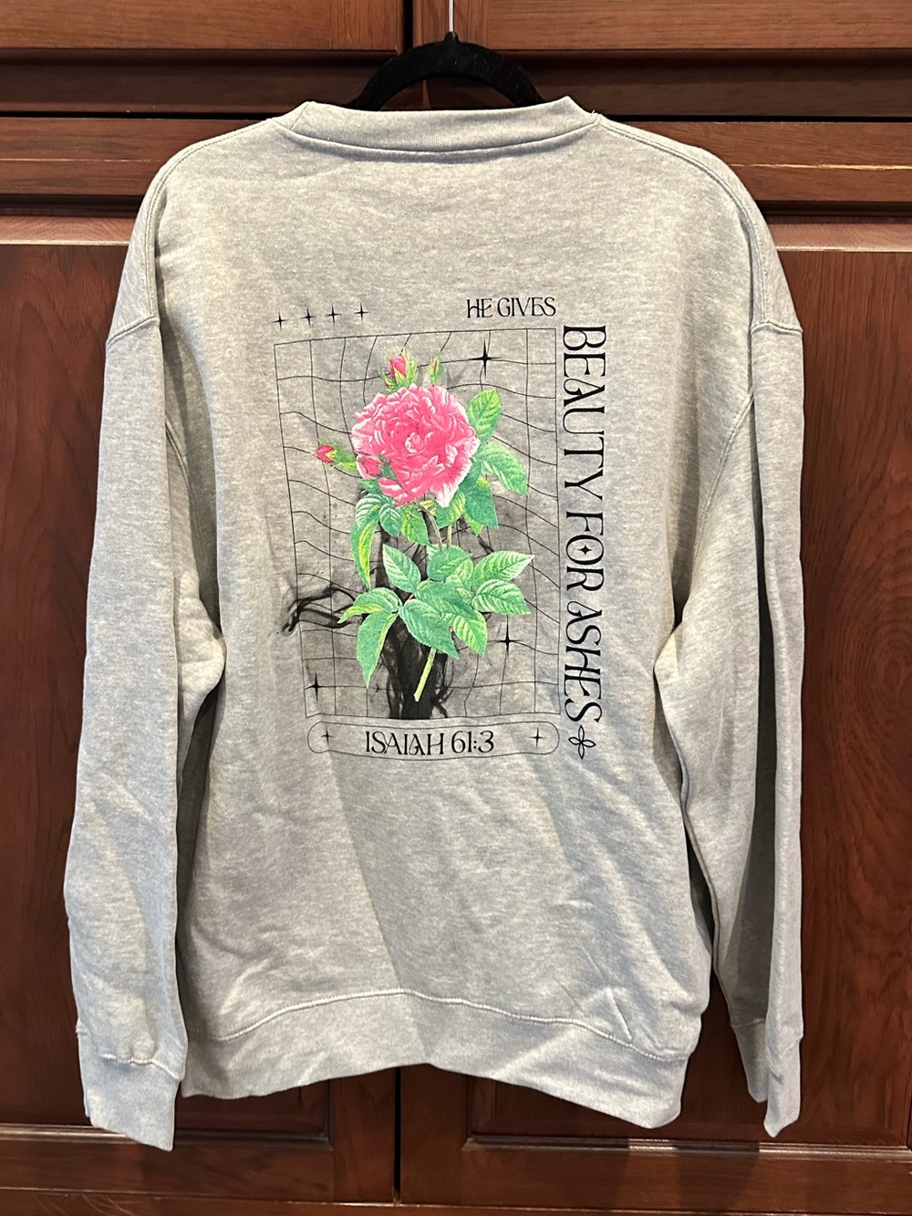 “Beauty for Ashes” crewneck sz XL